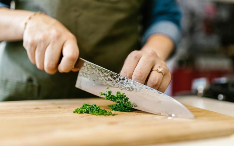 How to Choose the Right Cutting Board for Your Kitchen
